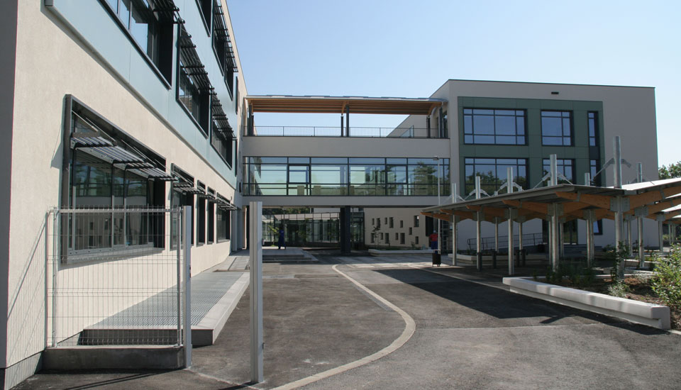 LYCEE FRANCAIS - ANNA DE NOAILLES