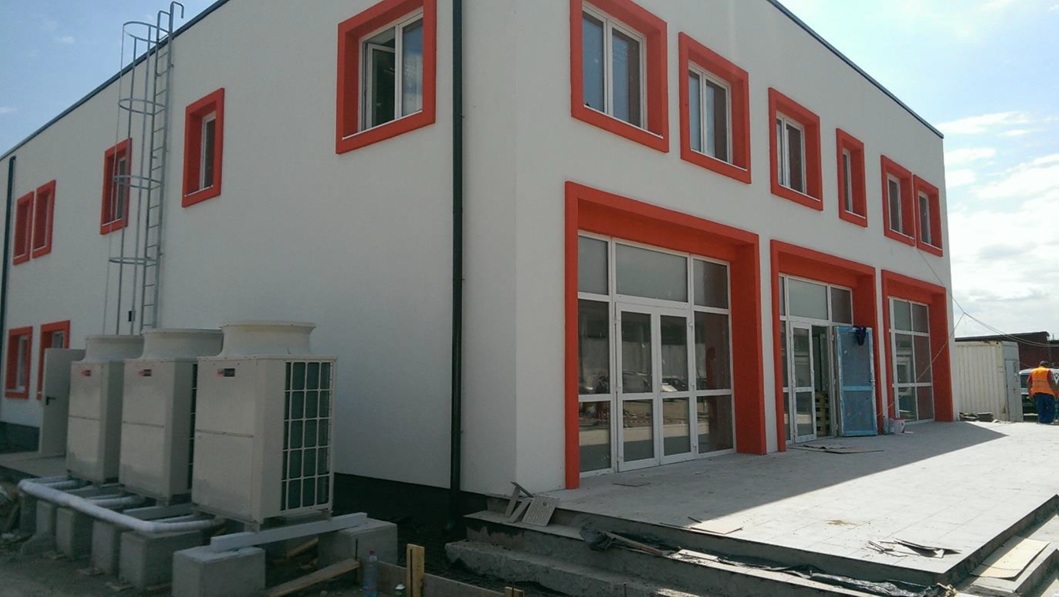 OFFICE BUILDING ARAD